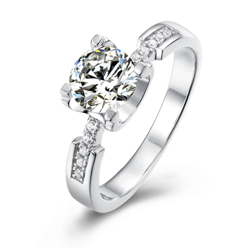 Trendy Fashion Custom  925 Silver Ring For Eternity Love  Ring Four Prong Crystal With Side Diamonds For Anniversary